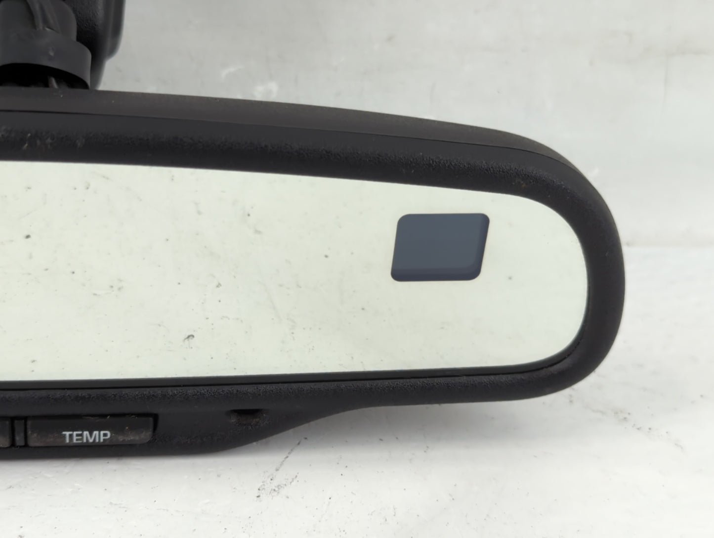 2009 Hummer H2 Interior Rear View Mirror Replacement OEM P/N:15071186 Fits OEM Used Auto Parts - Oemusedautoparts1.com