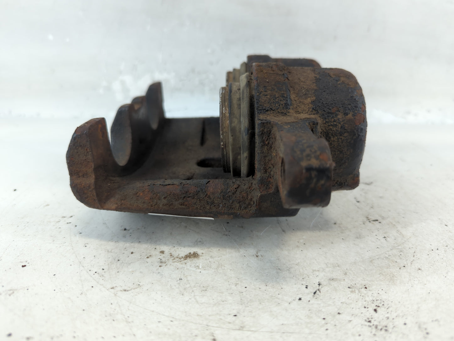 Hummer H2 Front Passenger Right Brake Caliper - Oemusedautoparts1.com