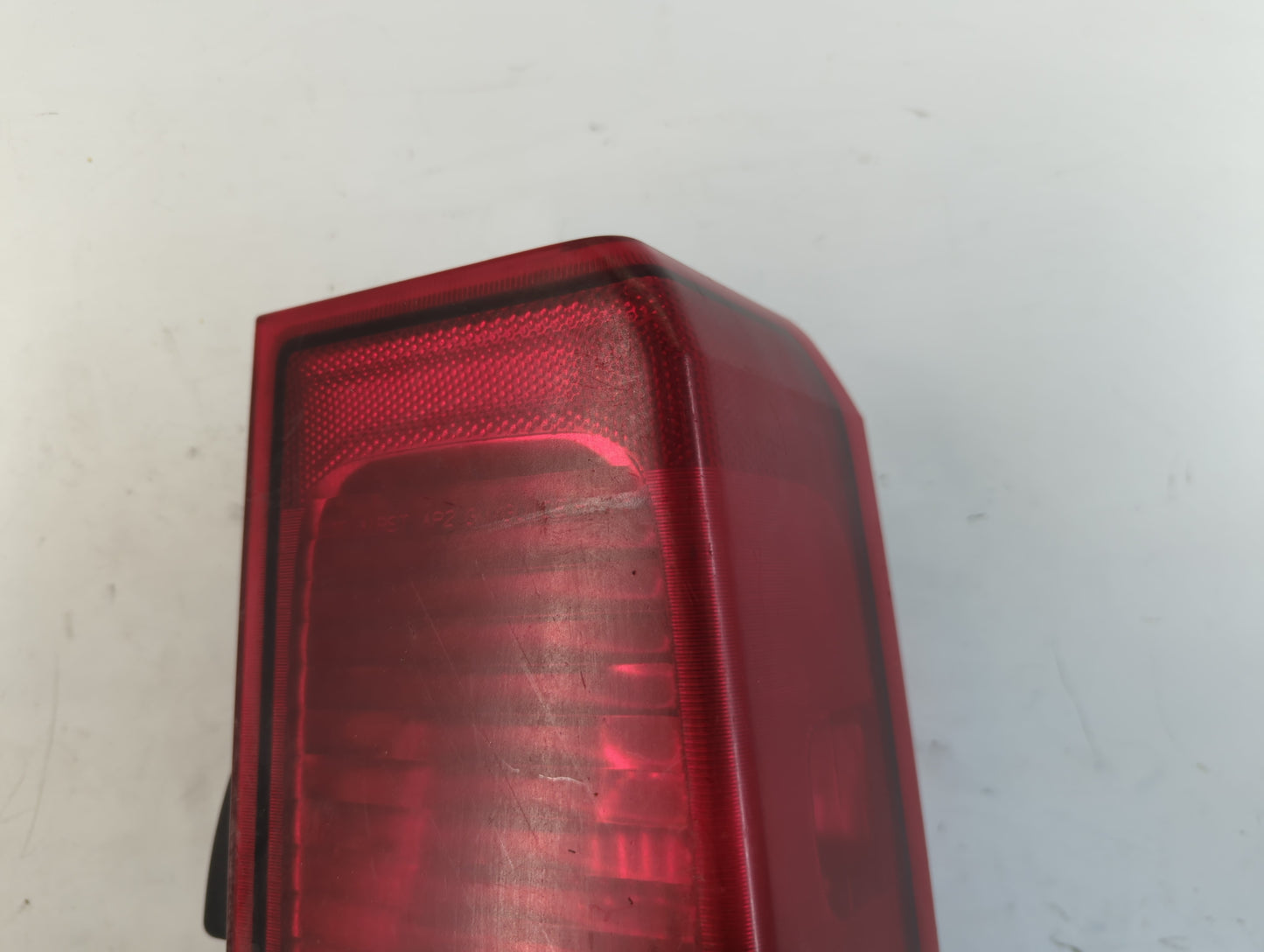 2009 Hummer H3 Tail Light Assembly Passenger Right OEM P/N:15823510 Fits OEM Used Auto Parts - Oemusedautoparts1.com