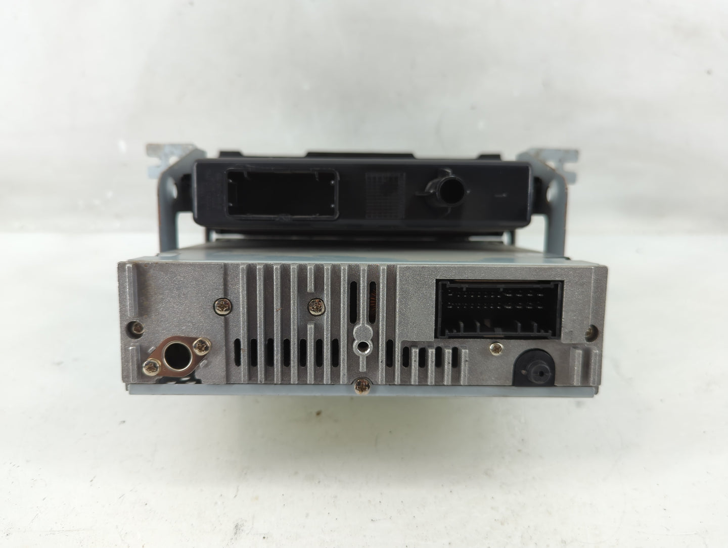 2007-2011 Hyundai Accent Radio AM FM Cd Player Receiver Replacement P/N:06961-95041 Fits Fits 2007 2008 2009 2010 2011 OEM U
