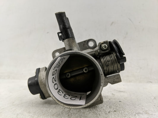 2006-2011 Hyundai Accent Throttle Body P/N:35170-26900 Fits Fits 2006 2007 2008 2009 2010 2011 OEM Used Auto Parts - Oemused