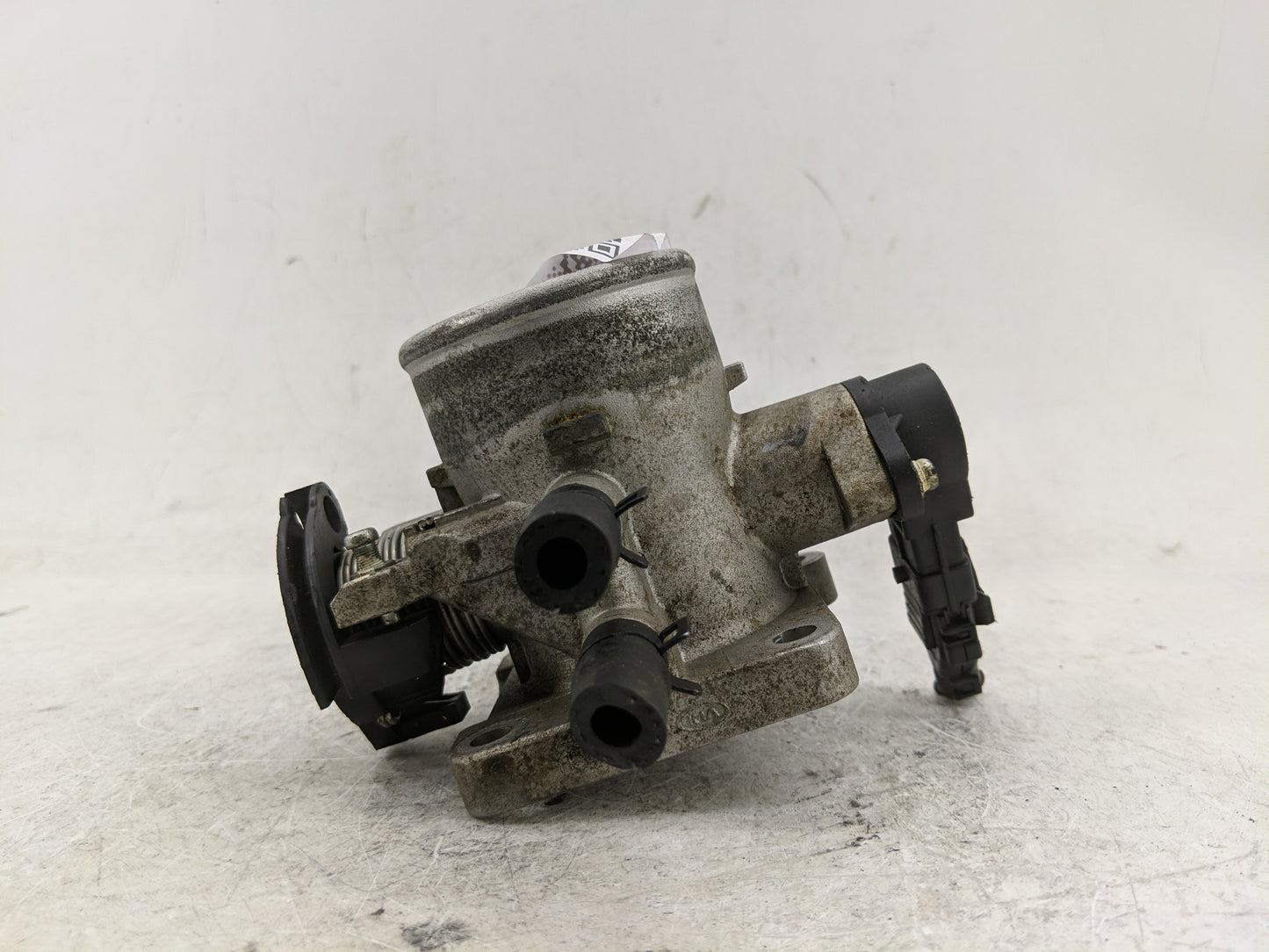 2006-2011 Hyundai Accent Throttle Body P/N:35170-26900 Fits Fits 2006 2007 2008 2009 2010 2011 OEM Used Auto Parts - Oemused