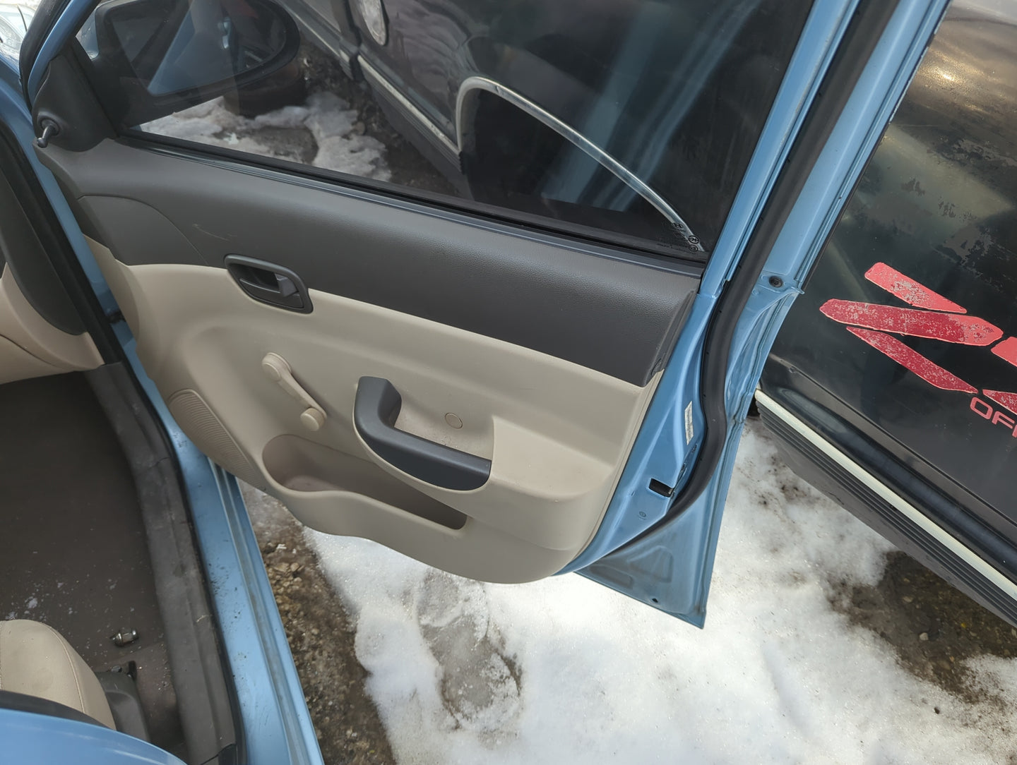 2009 Hyundai Accent Front Right Passenger Interior Door Panel Trim - Oemusedautoparts1.com