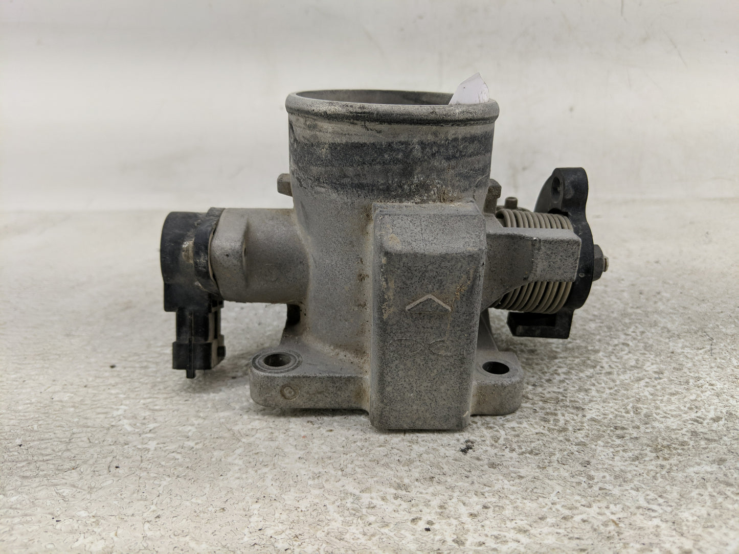 2006-2011 Hyundai Accent Throttle Body P/N:35170-26900 Fits Fits 2006 2007 2008 2009 2010 2011 OEM Used Auto Parts - Oemused