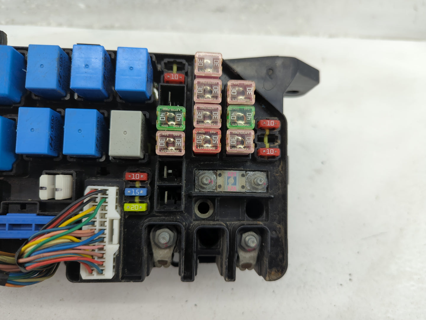 2006-2011 Hyundai Accent Fusebox Fuse Box Panel Relay Module Fits Fits 2006 2007 2008 2009 2010 2011 OEM Used Auto Parts - O