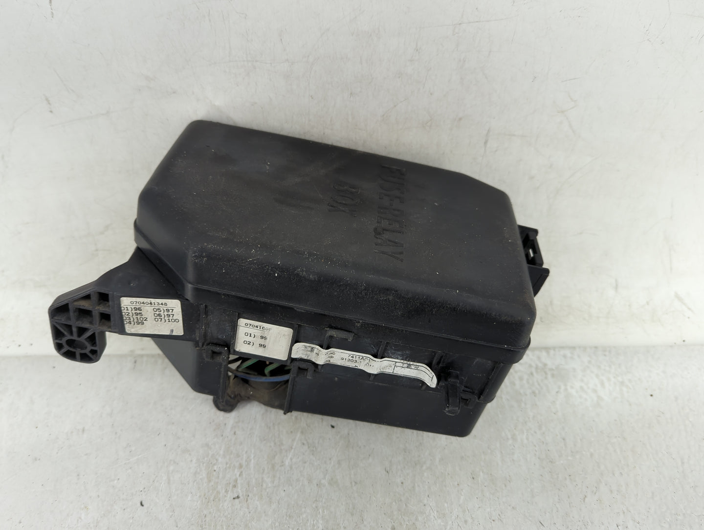 2006-2011 Hyundai Accent Fusebox Fuse Box Panel Relay Module Fits Fits 2006 2007 2008 2009 2010 2011 OEM Used Auto Parts - O