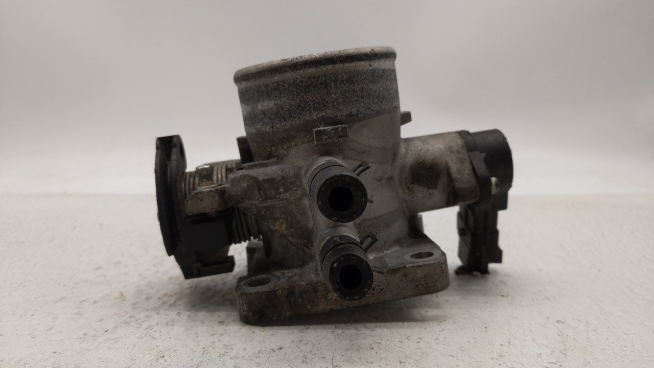 2006-2011 Hyundai Accent Throttle Body P/N:35170-26900 35100-26860 Fits Fits 2006 2007 2008 2009 2010 2011 OEM Used Auto Par