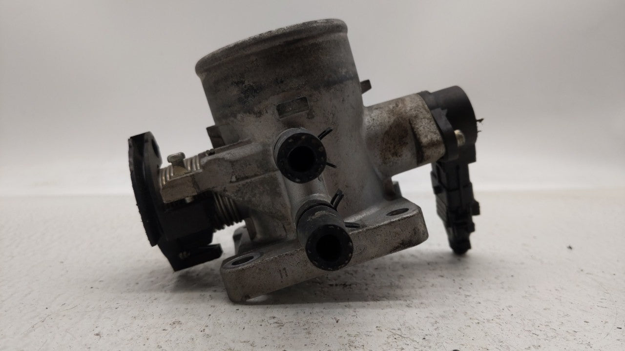 2006-2011 Hyundai Accent Throttle Body P/N:35170-26900 35100-26860 Fits Fits 2006 2007 2008 2009 2010 2011 OEM Used Auto Par