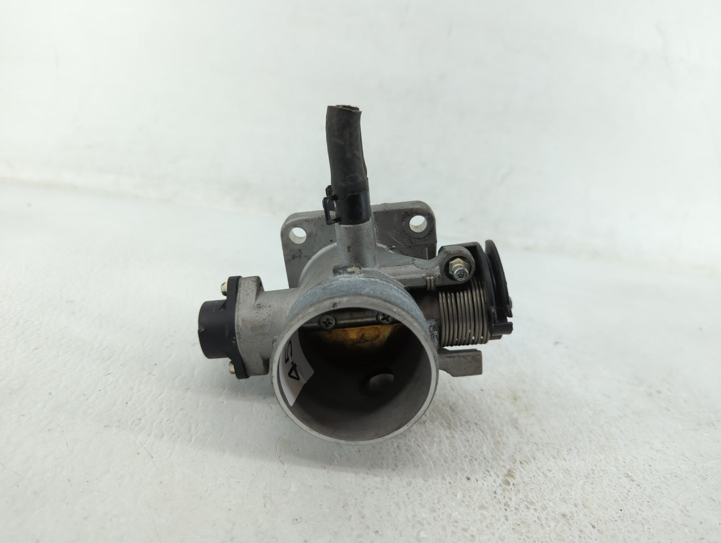 2006-2011 Hyundai Accent Throttle Body P/N:35100-26860 35170-26900 Fits Fits 2006 2007 2008 2009 2010 2011 OEM Used Auto Par