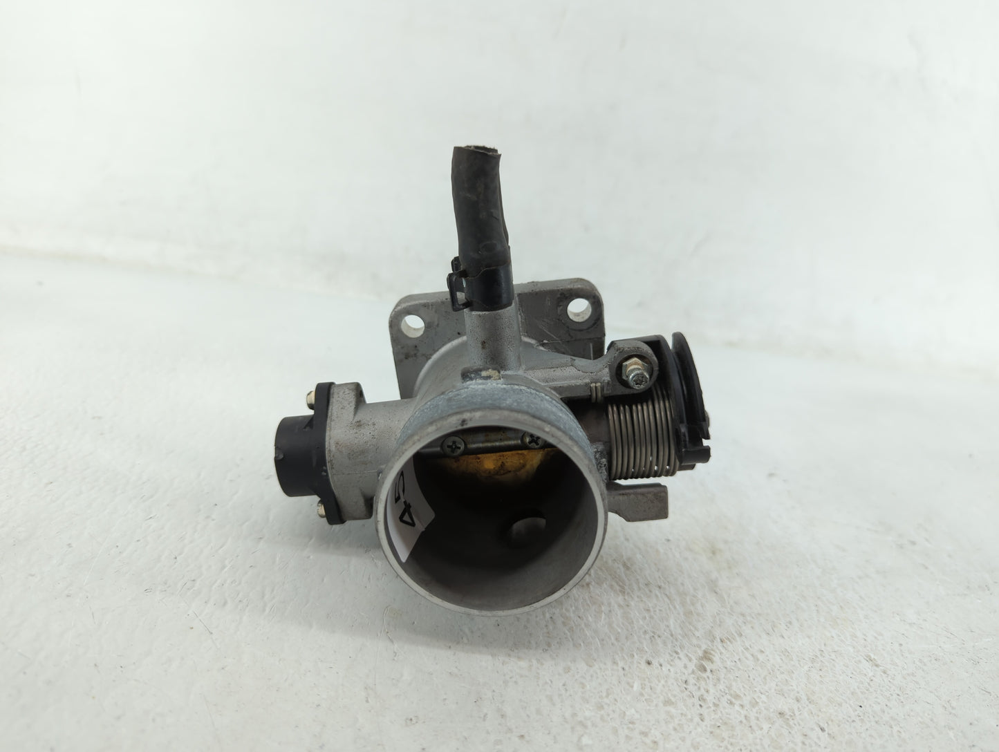 2006-2011 Hyundai Accent Throttle Body P/N:35100-26860 35170-26900 Fits Fits 2006 2007 2008 2009 2010 2011 OEM Used Auto Par