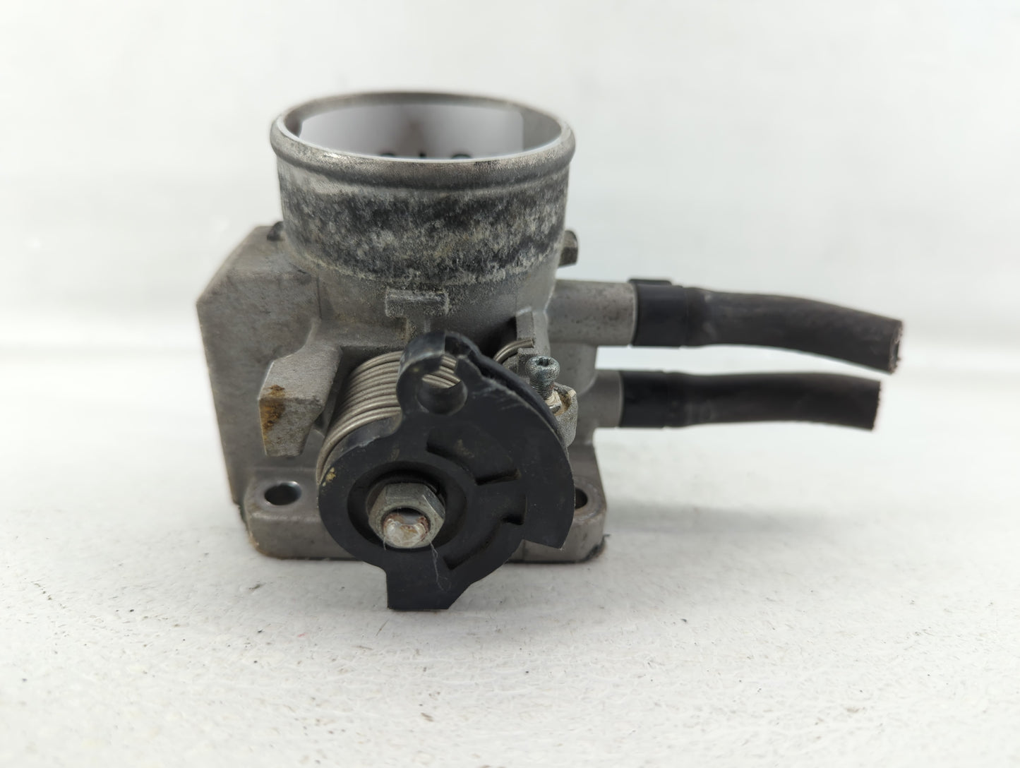 2006-2011 Hyundai Accent Throttle Body P/N:35170-29600 Fits Fits 2006 2007 2008 2009 2010 2011 OEM Used Auto Parts - Oemused