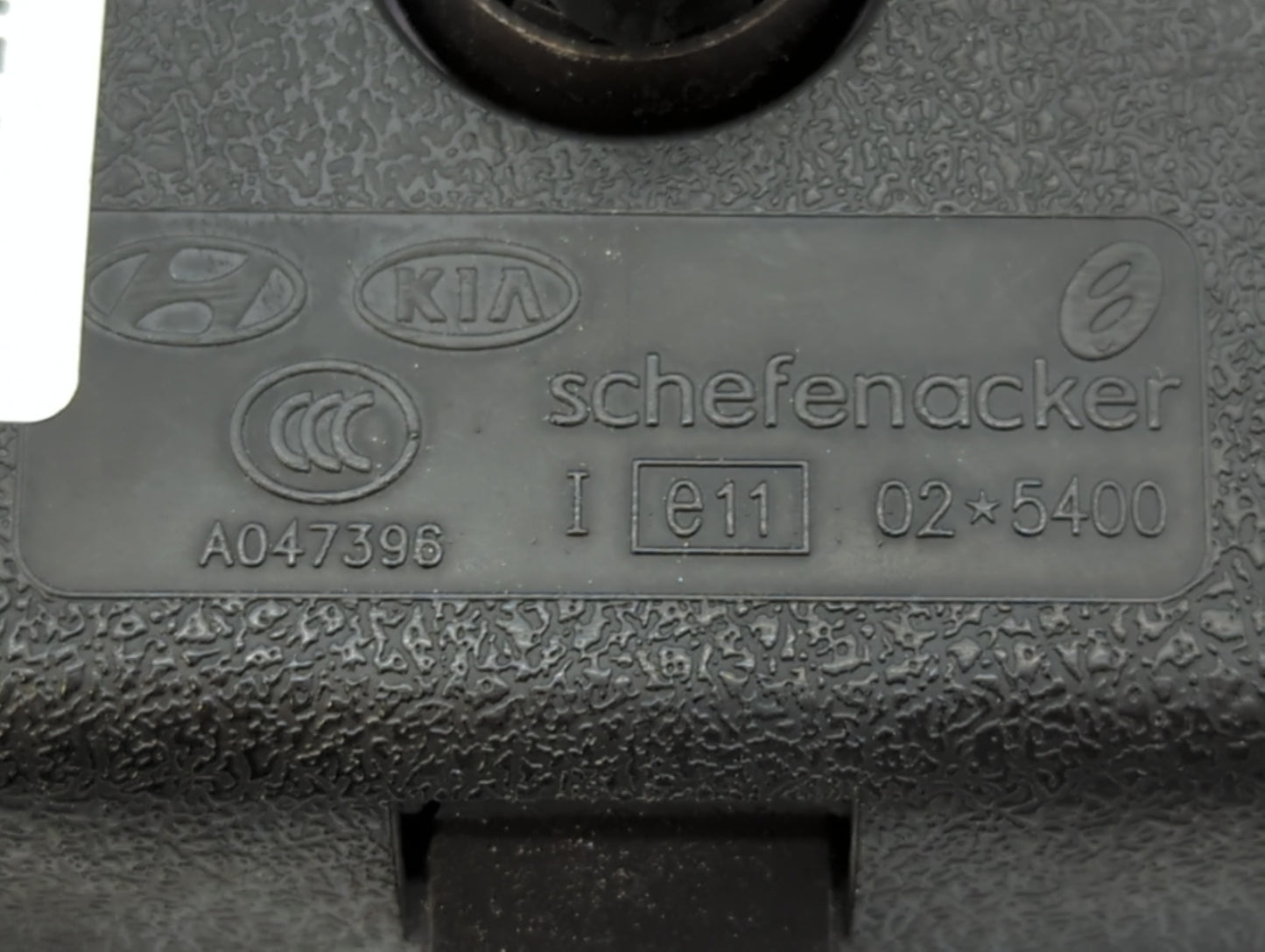 2005-2011 Hyundai Accent Interior Rear View Mirror Replacement OEM P/N:E11025400 Fits OEM Used Auto Parts - Oemusedautoparts