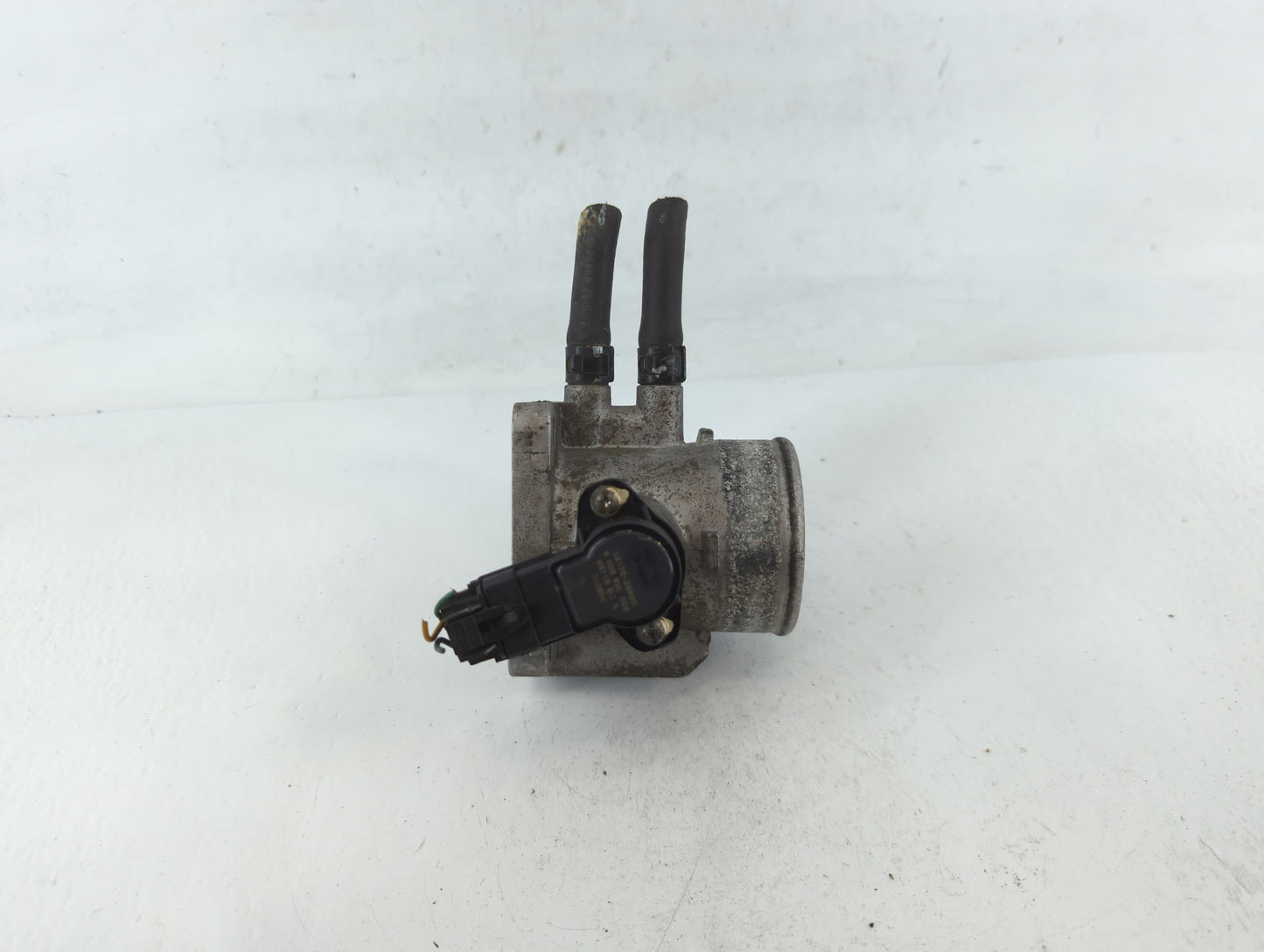 2009-2011 Hyundai Accent Throttle Body P/N:35170-26900 Fits Fits 2009 2010 2011 OEM Used Auto Parts - Oemusedautoparts1.com