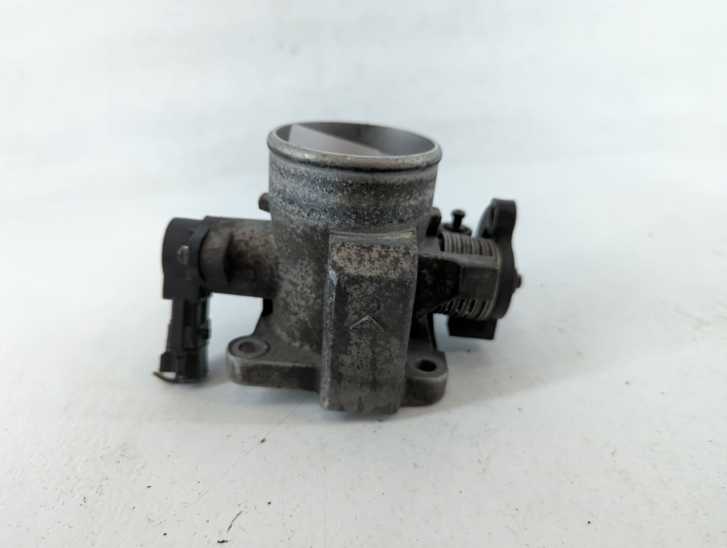 2009-2011 Hyundai Accent Throttle Body P/N:35170-26900 Fits Fits 2009 2010 2011 OEM Used Auto Parts - Oemusedautoparts1.com