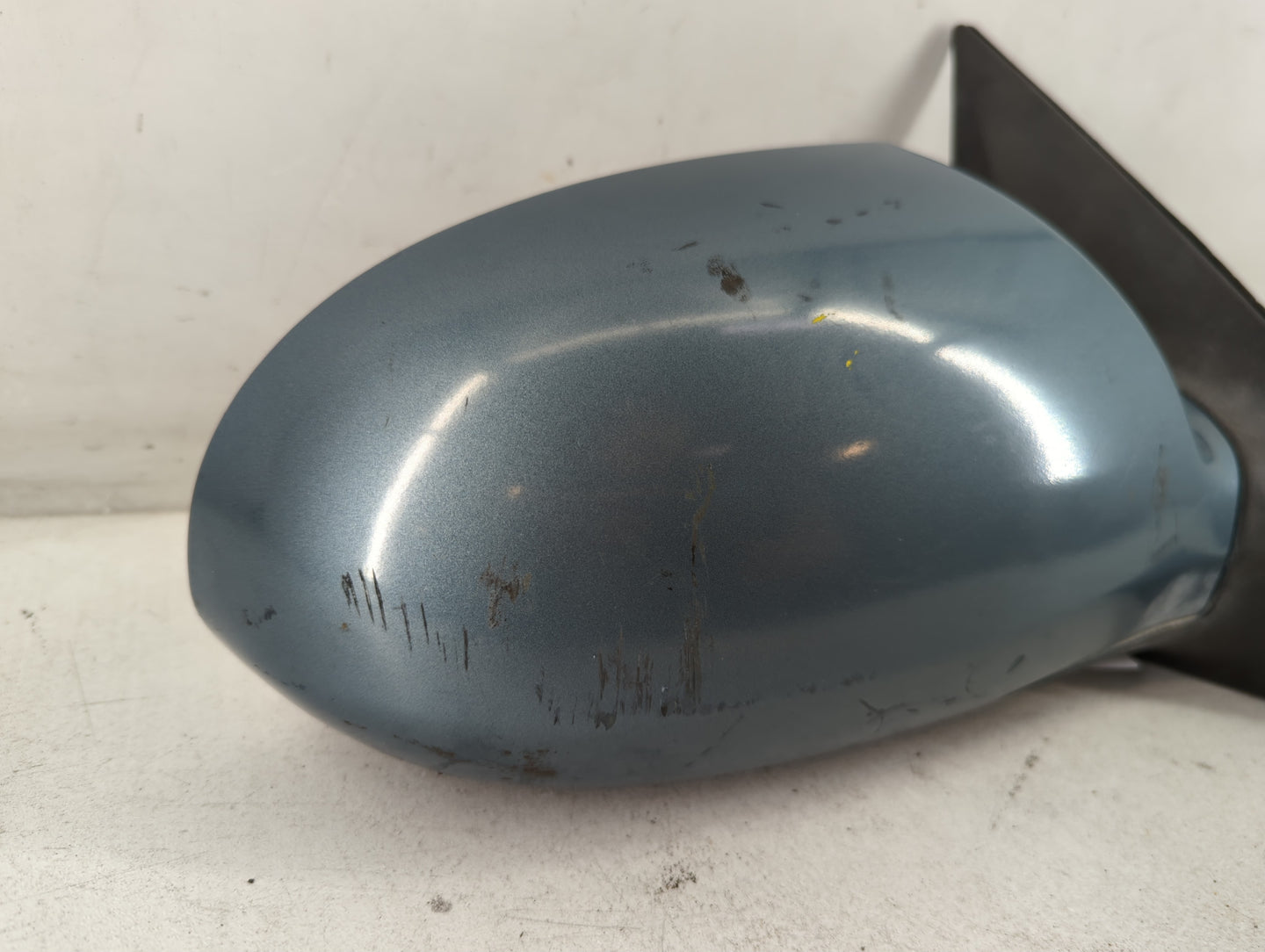 2009-2012 Hyundai Elantra Passenger Side View Mirror - Right Door Mirror OEM Used - Oemusedautoparts1.com