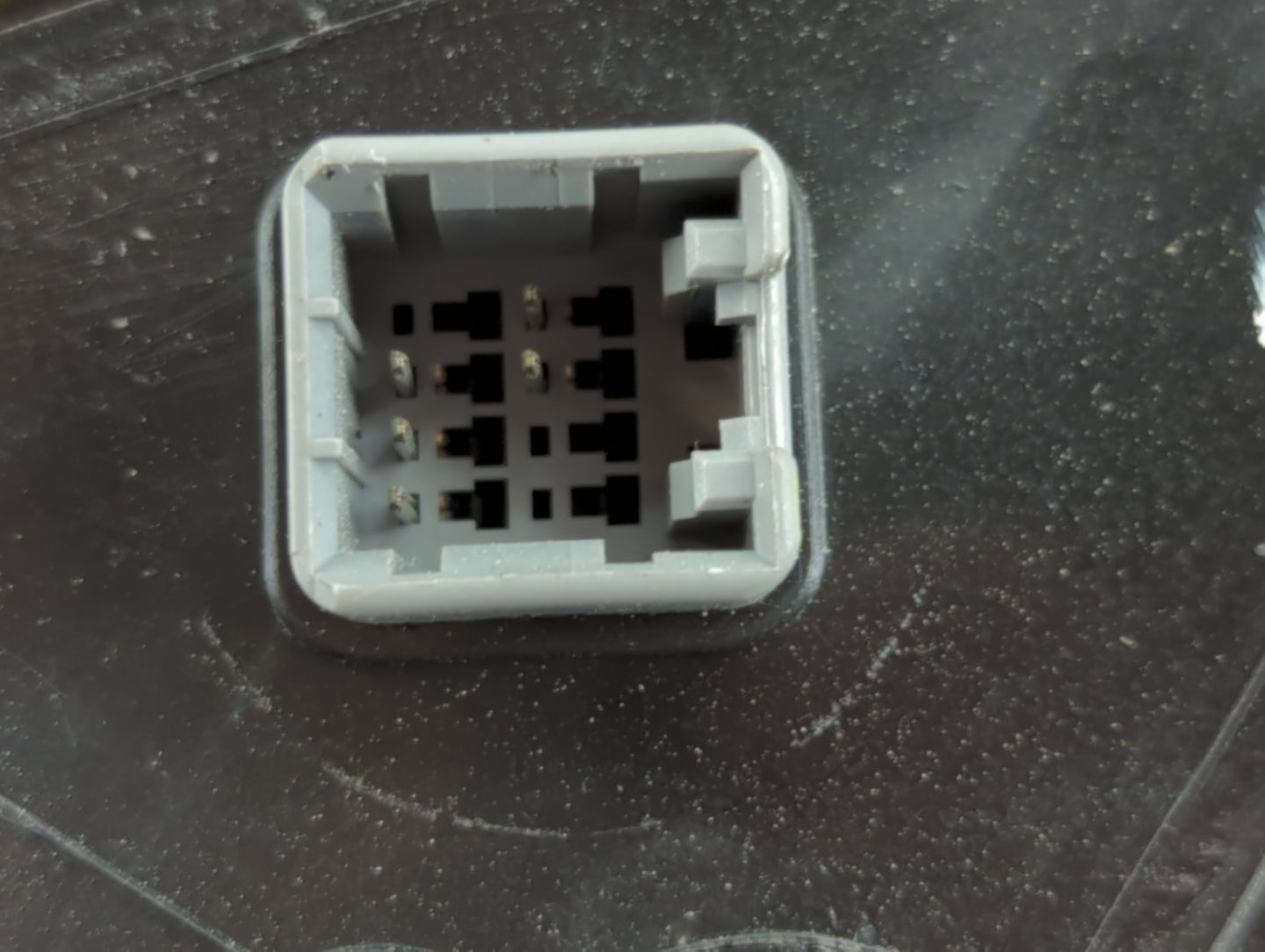 2009-2012 Hyundai Elantra Passenger Side View Mirror - Right Door Mirror OEM Used - Oemusedautoparts1.com