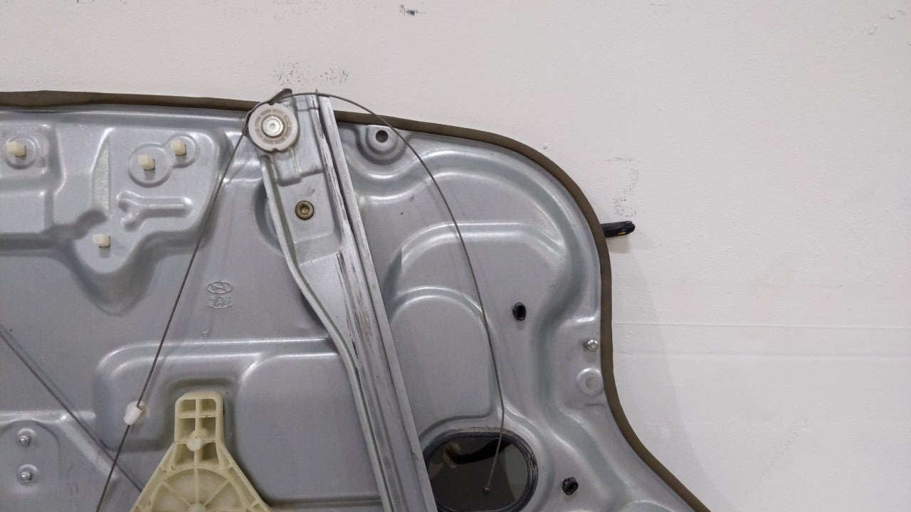 2009 Hyundai Elantra Used Window Regulator Passenger Front - Oemusedautoparts1.com