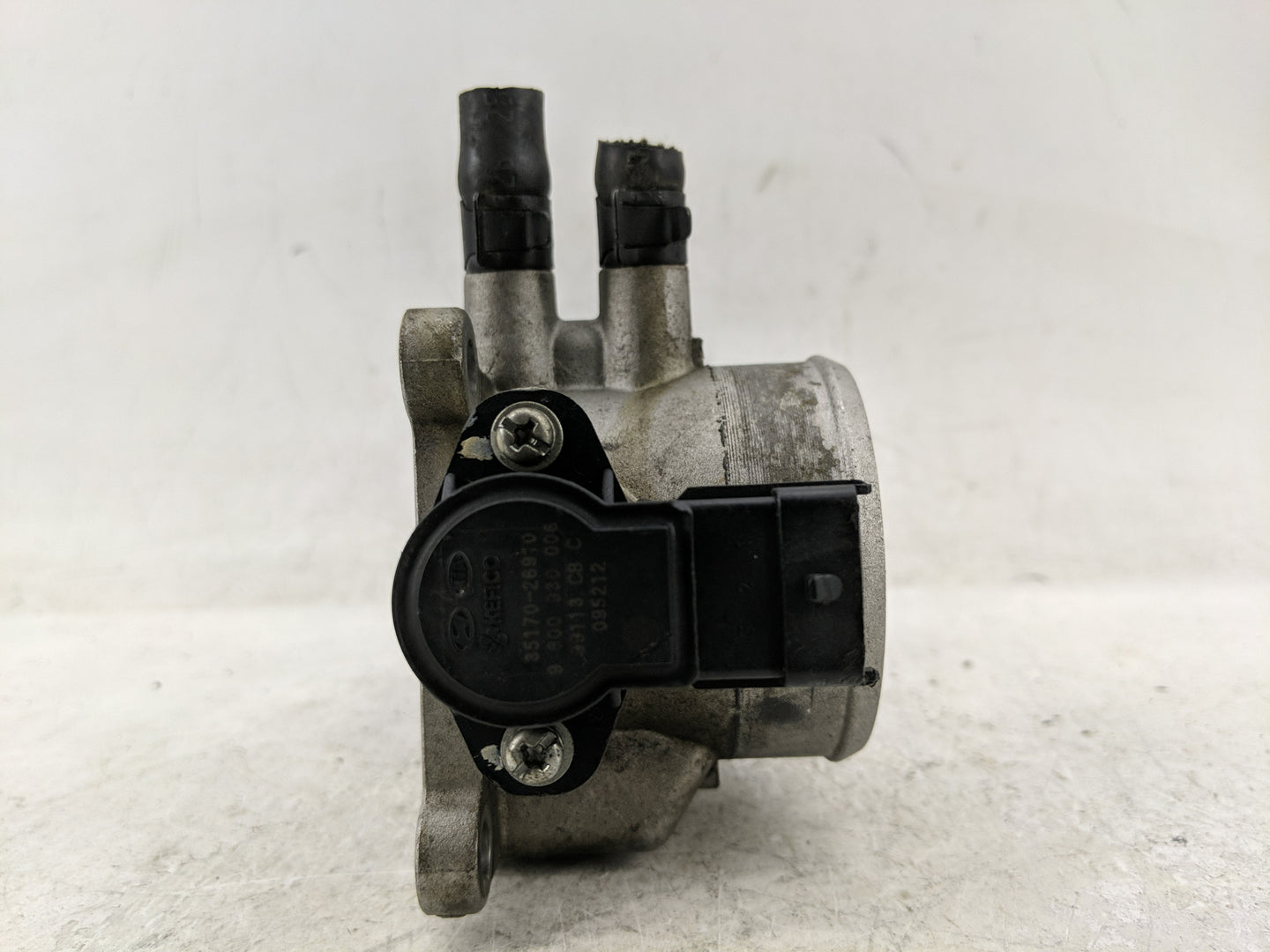 2007-2012 Hyundai Elantra Throttle Body P/N:35100-23950 Fits Fits 2007 2008 2009 2010 2011 2012 OEM Used Auto Parts - Oemuse