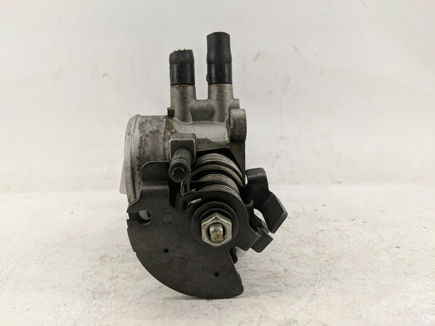 2007-2012 Hyundai Elantra Throttle Body P/N:35100-23950 Fits Fits 2007 2008 2009 2010 2011 2012 OEM Used Auto Parts - Oemuse