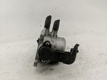 2007-2012 Hyundai Elantra Throttle Body P/N:35100-23950 Fits Fits 2007 2008 2009 2010 2011 2012 OEM Used Auto Parts