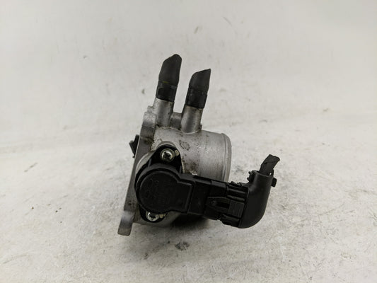 2007-2012 Hyundai Elantra Throttle Body P/N:35100-23950 Fits Fits 2007 2008 2009 2010 2011 2012 OEM Used Auto Parts