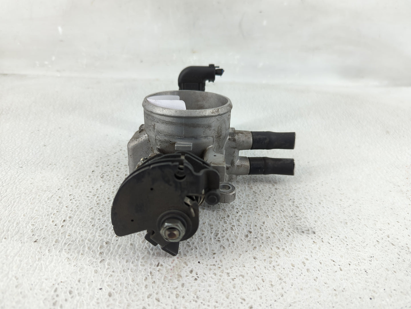 2007-2012 Hyundai Elantra Throttle Body P/N:35100-23950 Fits Fits 2007 2008 2009 2010 2011 2012 OEM Used Auto Parts - Oemuse