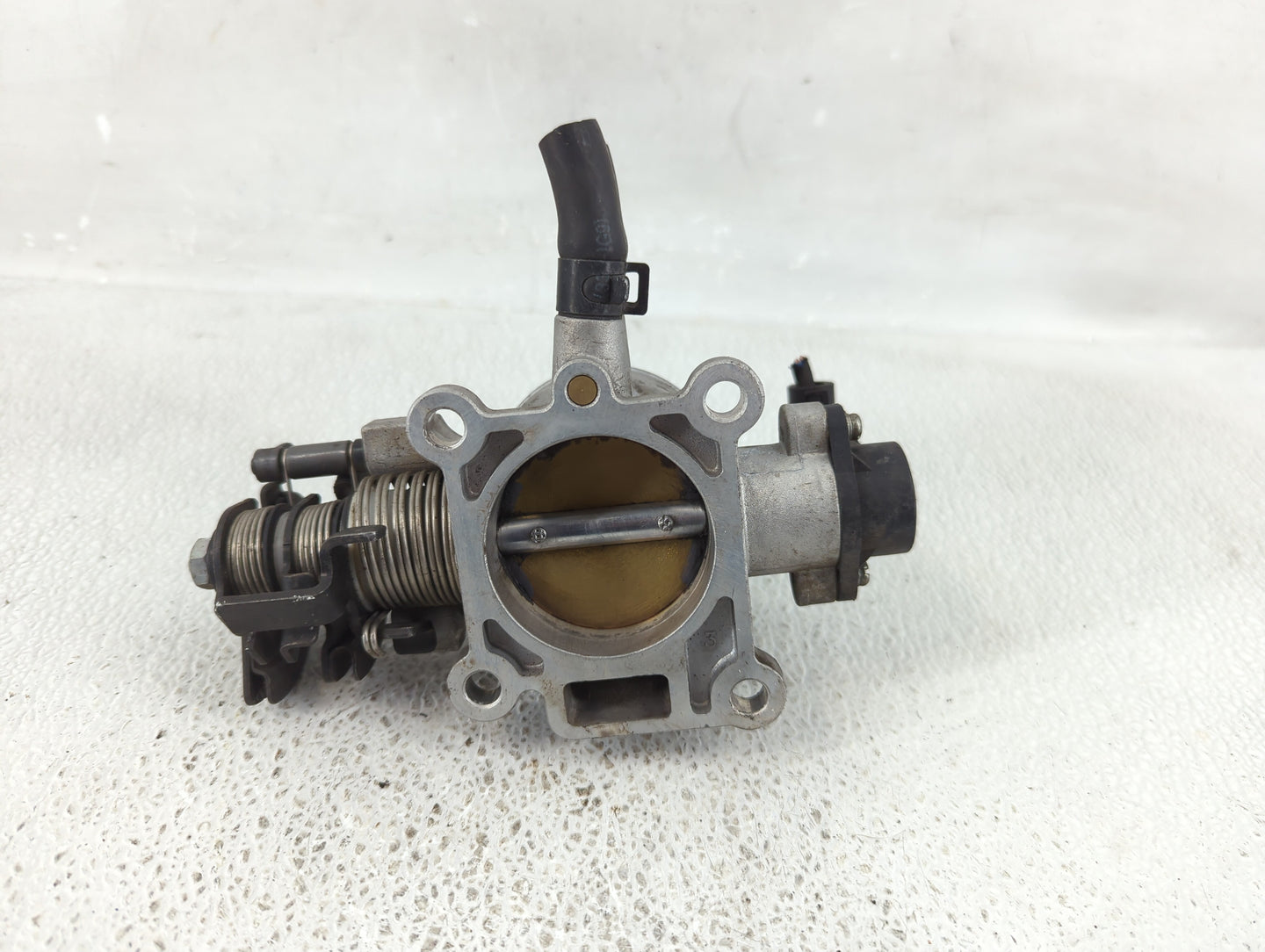 2007-2012 Hyundai Elantra Throttle Body P/N:35100-23950 Fits Fits 2007 2008 2009 2010 2011 2012 OEM Used Auto Parts - Oemuse