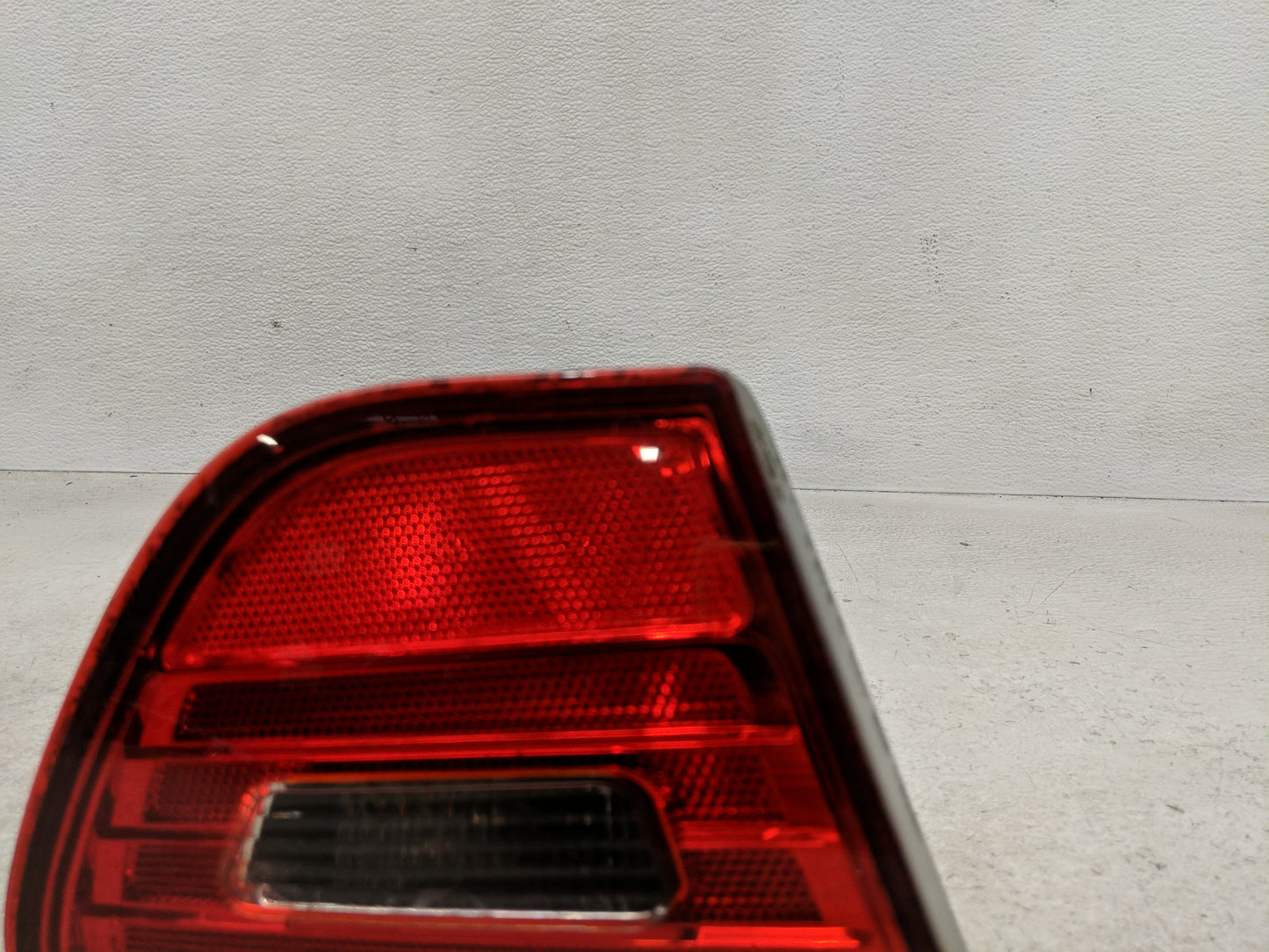 2007-2010 Hyundai Elantra Tail Light Assembly Passenger Right OEM Fits Fits 2007 2008 2009 2010 OEM Used Auto Parts - Oemuse