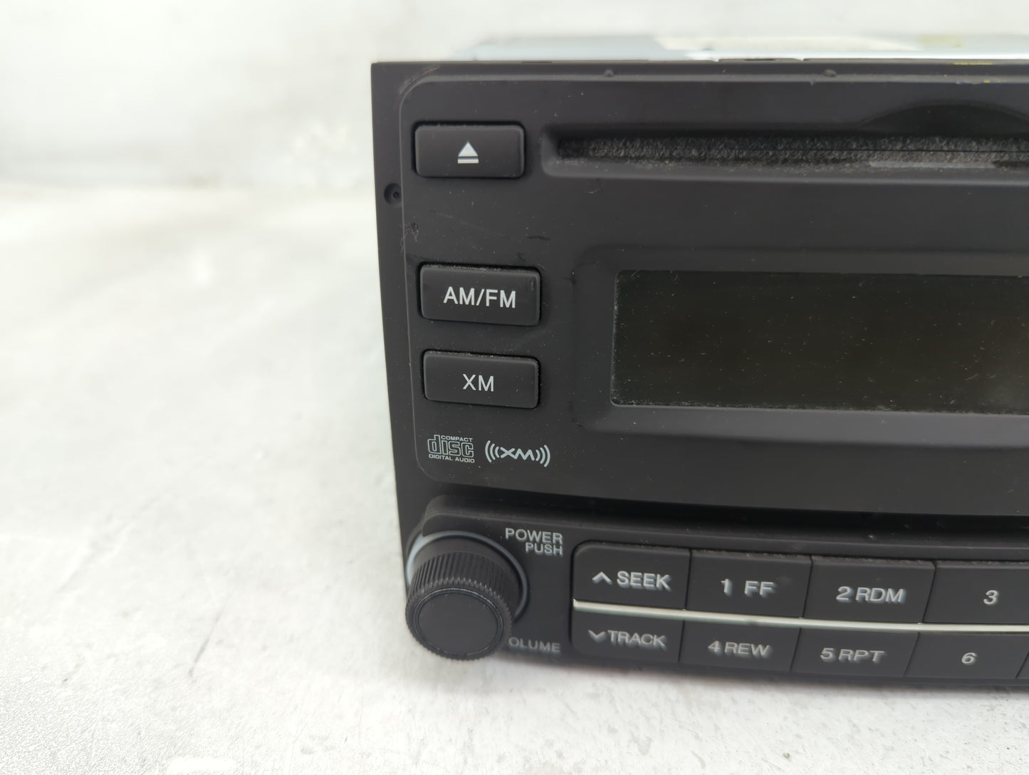 2007-2010 Hyundai Elantra Radio AM FM Cd Player Receiver Replacement Fits Fits 2007 2008 2009 2010 OEM Used Auto Parts - Oem