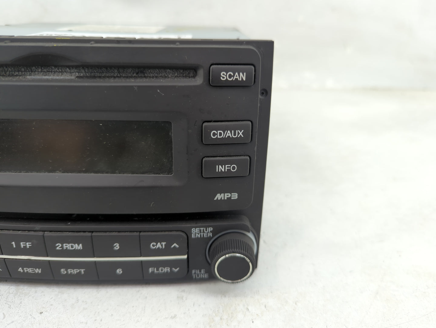 2007-2010 Hyundai Elantra Radio AM FM Cd Player Receiver Replacement Fits Fits 2007 2008 2009 2010 OEM Used Auto Parts - Oem