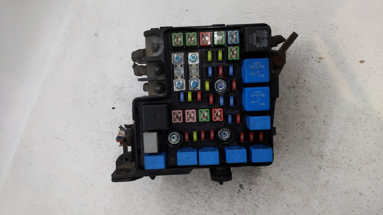 2007-2009 Hyundai Elantra Fusebox Fuse Box Panel Relay Module P/N:91950-1H030 Fits Fits 2007 2008 2009 OEM Used Auto Parts -