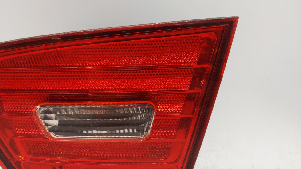 2007-2010 Hyundai Elantra Tail Light Assembly Passenger Right OEM P/N:92404-2H00 Fits Fits 2007 2008 2009 2010 OEM Used Auto