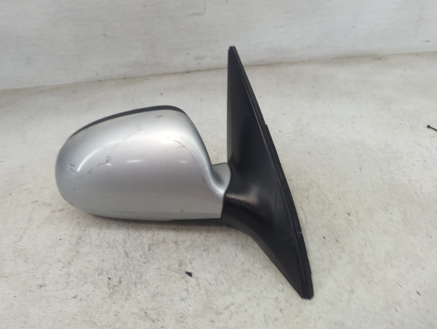 2009-2012 Hyundai Elantra Passenger Side View Mirror - Right Door Mirror OEM Used - Oemusedautoparts1.com