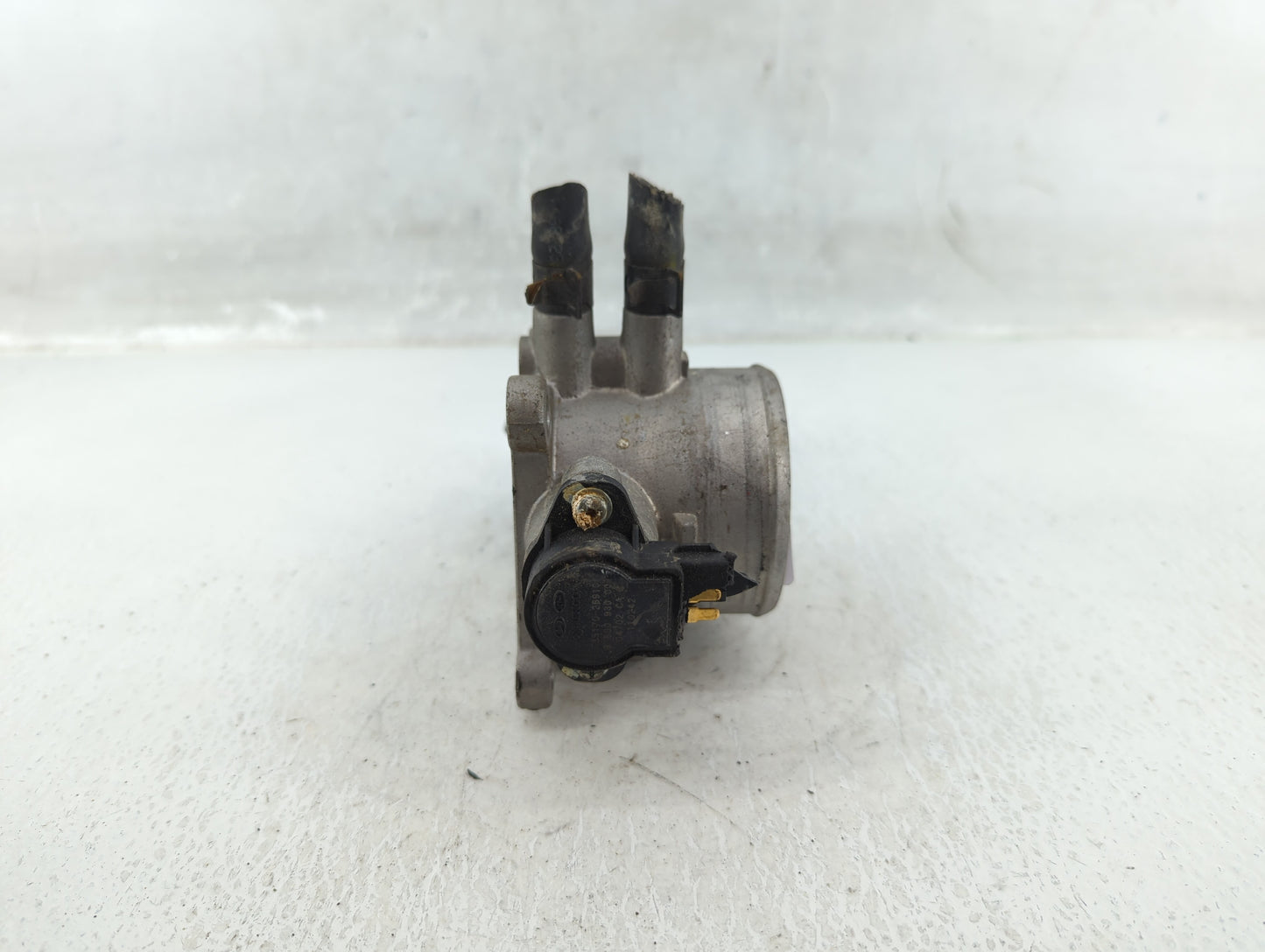 2007-2012 Hyundai Elantra Throttle Body P/N:35100-23950 Fits Fits 2007 2008 2009 2010 2011 2012 OEM Used Auto Parts - Oemuse
