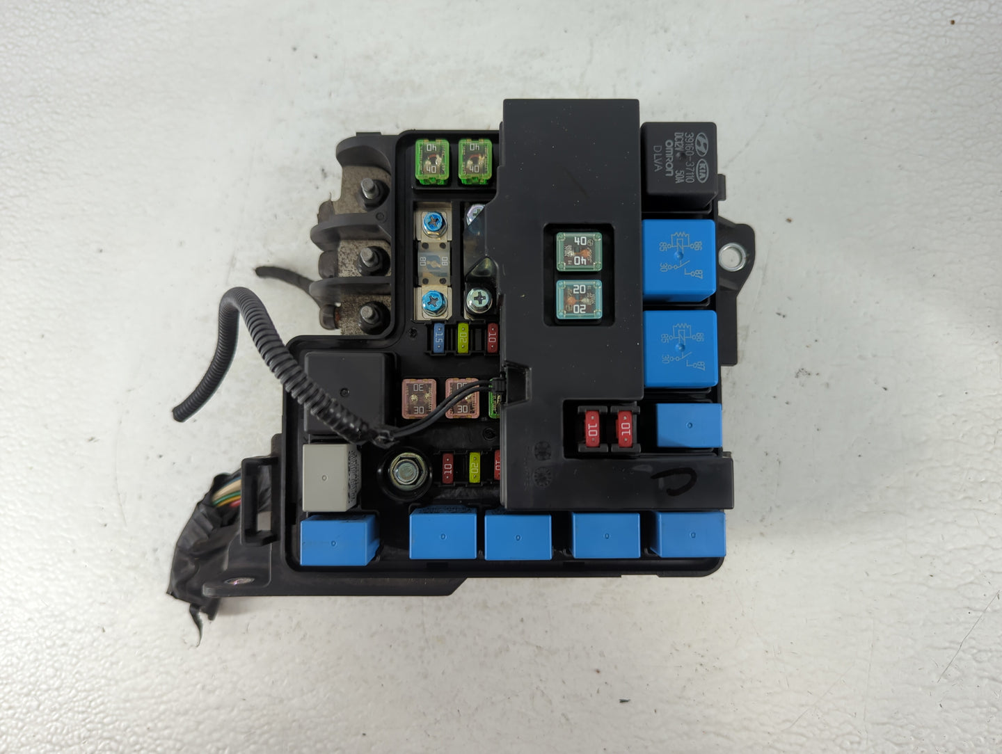 2007-2009 Hyundai Elantra Fusebox Fuse Box Panel Relay Module P/N:E0901200915 91950-1H030 Fits Fits 2007 2008 2009 OEM Used 