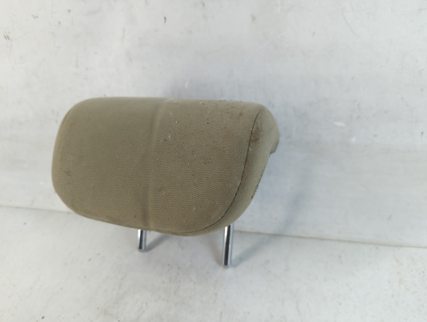 2007-2010 Hyundai Elantra Headrest Head Rest Rear Center Seat Fits Fits 2007 2008 2009 2010 OEM Used Auto Parts - Oemusedaut