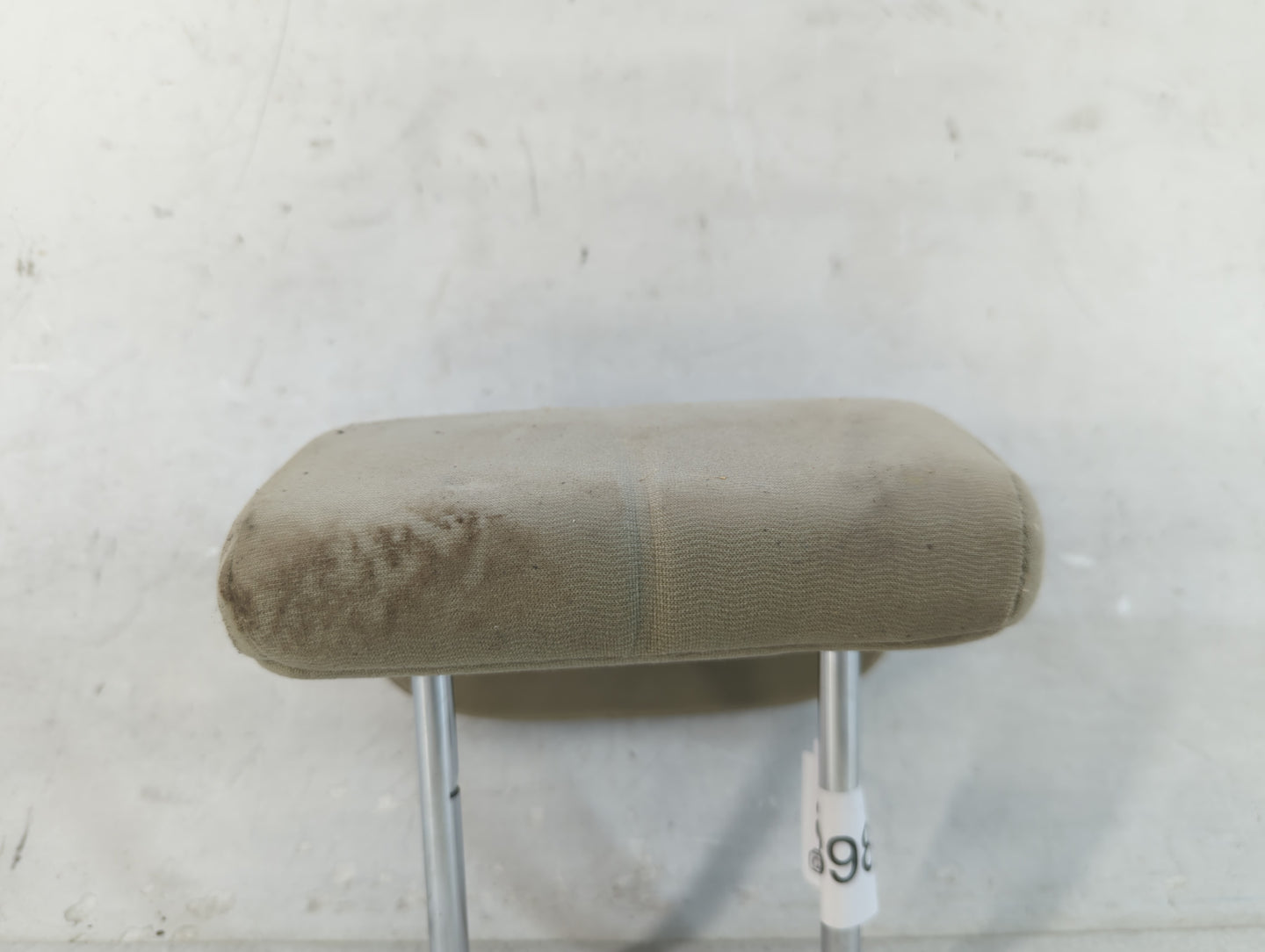 2007-2010 Hyundai Elantra Headrest Head Rest Rear Center Seat Fits Fits 2007 2008 2009 2010 OEM Used Auto Parts - Oemusedaut