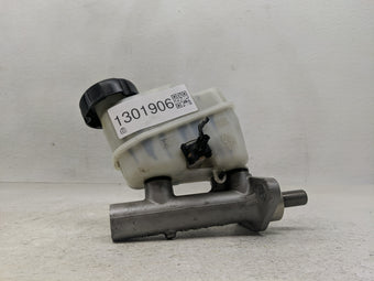 compare product 2009 Hyundai Equus Brake Master Cylinder