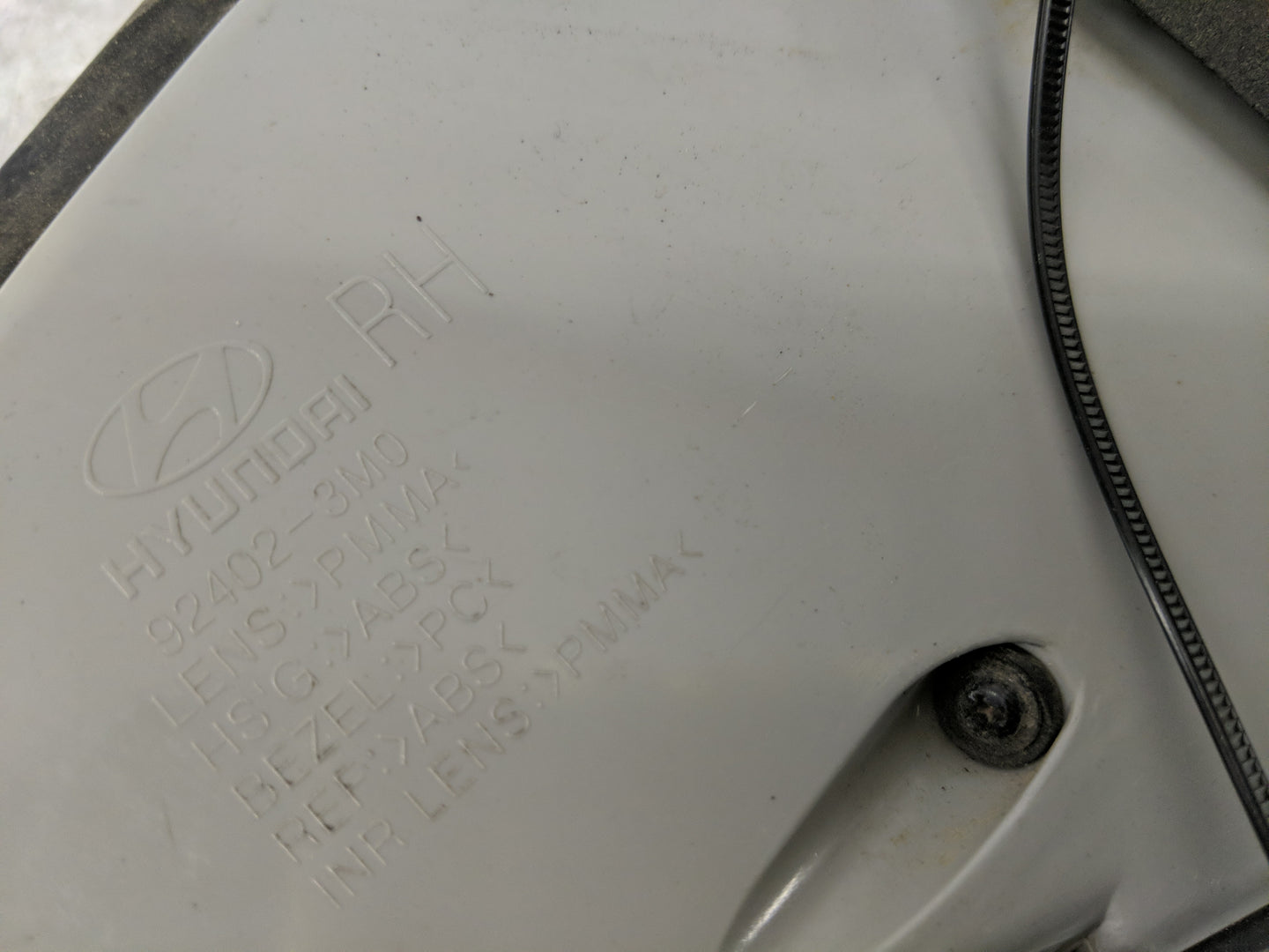 2009-2011 Hyundai Genesis Tail Light Assembly Passenger Right OEM Fits Fits 2009 2010 2011 OEM Used Auto Parts - Oemusedauto