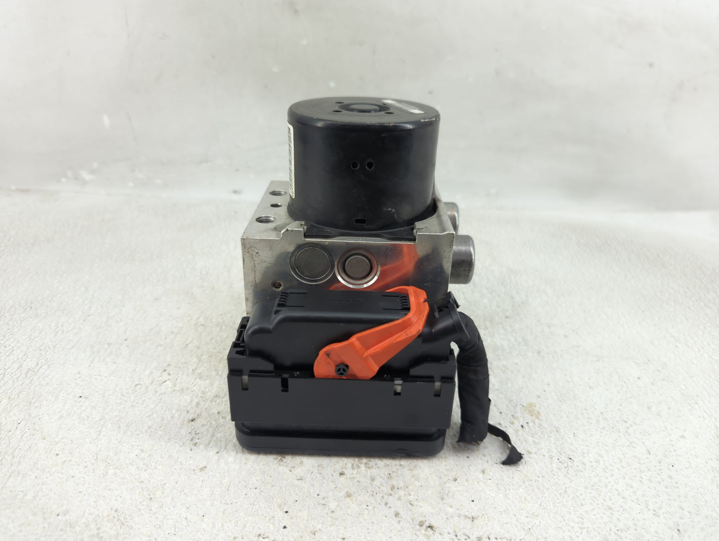 2009 Hyundai Genesis ABS Pump Control Module Replacement P/N:58920-3N300 Fits OEM Used Auto Parts - Oemusedautoparts1.com