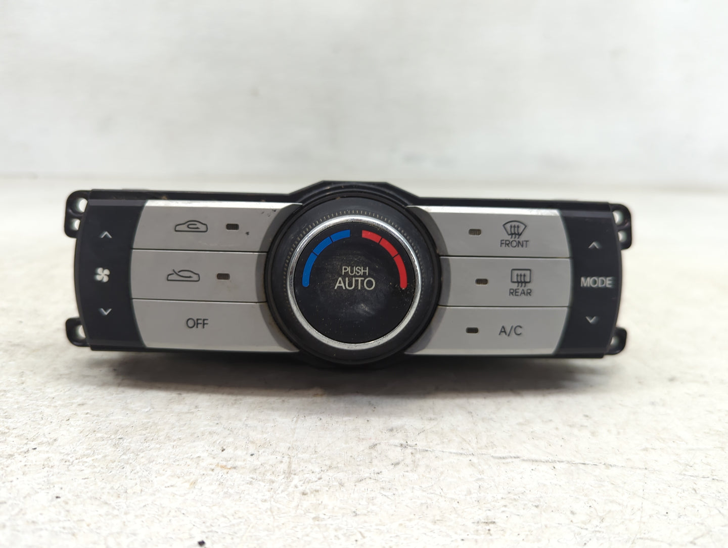 2009-2012 Hyundai Genesis Climate Control Module Temperature AC/Heater Replacement P/N:97250-2MXXX Fits Fits 2009 2010 2011 