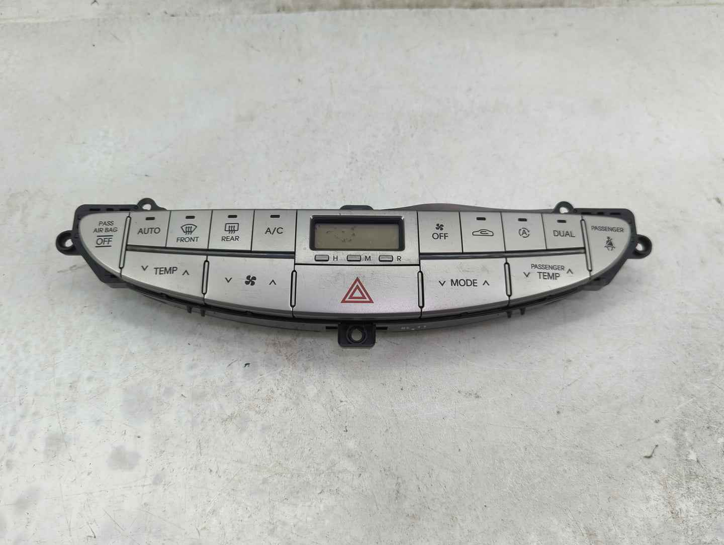 2009-2012 Hyundai Genesis Climate Control Module Temperature AC/Heater Replacement P/N:97250-3MXXX Fits Fits 2009 2010 2011 