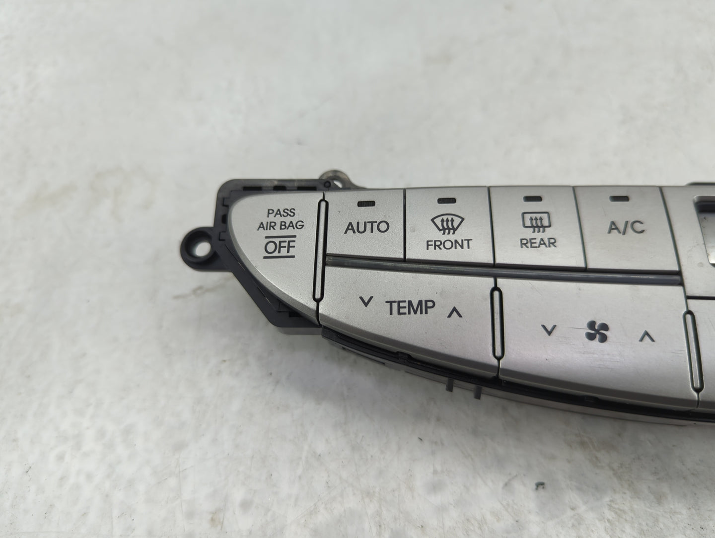 2009-2012 Hyundai Genesis Climate Control Module Temperature AC/Heater Replacement P/N:97250-3MXXX Fits Fits 2009 2010 2011 