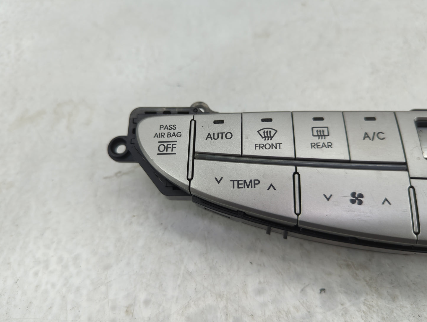 2009-2012 Hyundai Genesis Climate Control Module Temperature AC/Heater Replacement P/N:97250-3MXXX Fits Fits 2009 2010 2011 