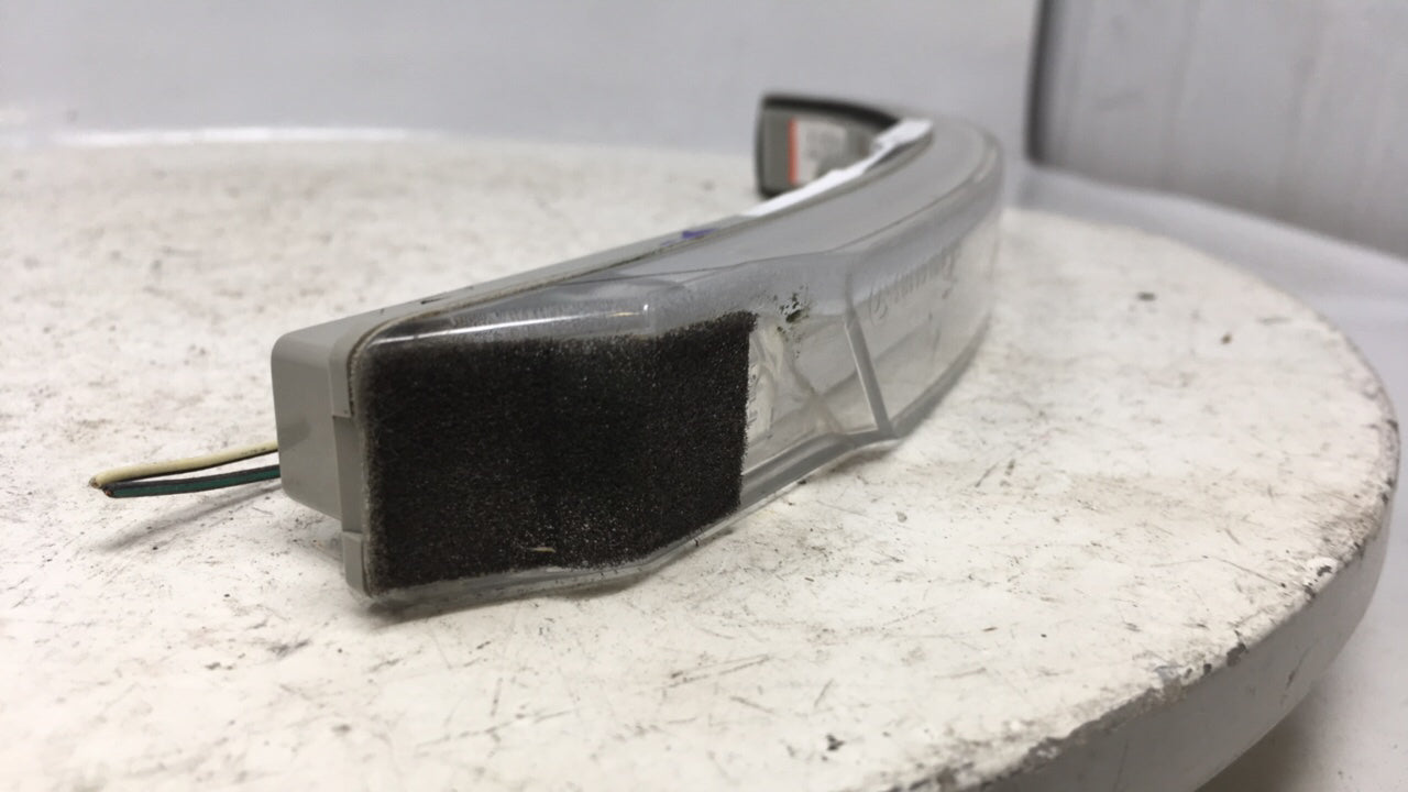 2009 Hyundai Genesis Passenger Right Oem Front Light Lamp Grey - Oemusedautoparts1.com