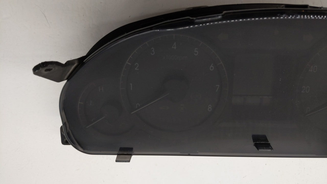 2009-2011 Hyundai Genesis Instrument Cluster Speedometer Gauges P/N:94011-3M140 Fits Fits 2009 2010 2011 OEM Used Auto Parts