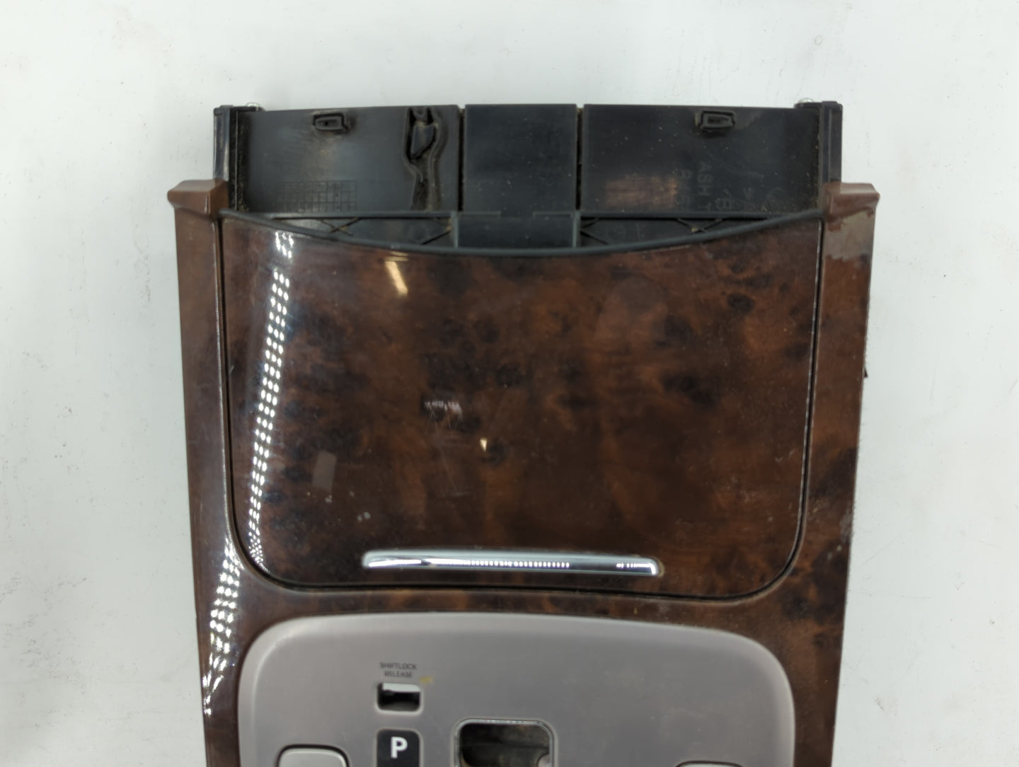 2009 Hyundai Genesis Dash Trim Panel Oem 93335-3h000 - Oemusedautoparts1.com