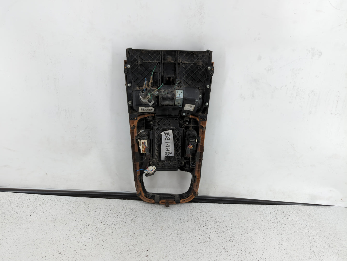 2009 Hyundai Genesis Dash Trim Panel Oem 93335-3h000 - Oemusedautoparts1.com