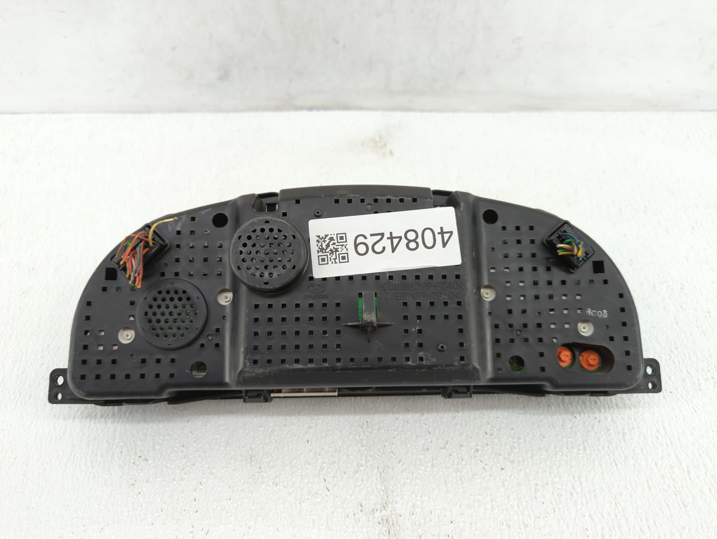 2009-2011 Hyundai Genesis Instrument Cluster Speedometer Gauges P/N:94011-3M100 Fits Fits 2009 2010 2011 OEM Used Auto Parts
