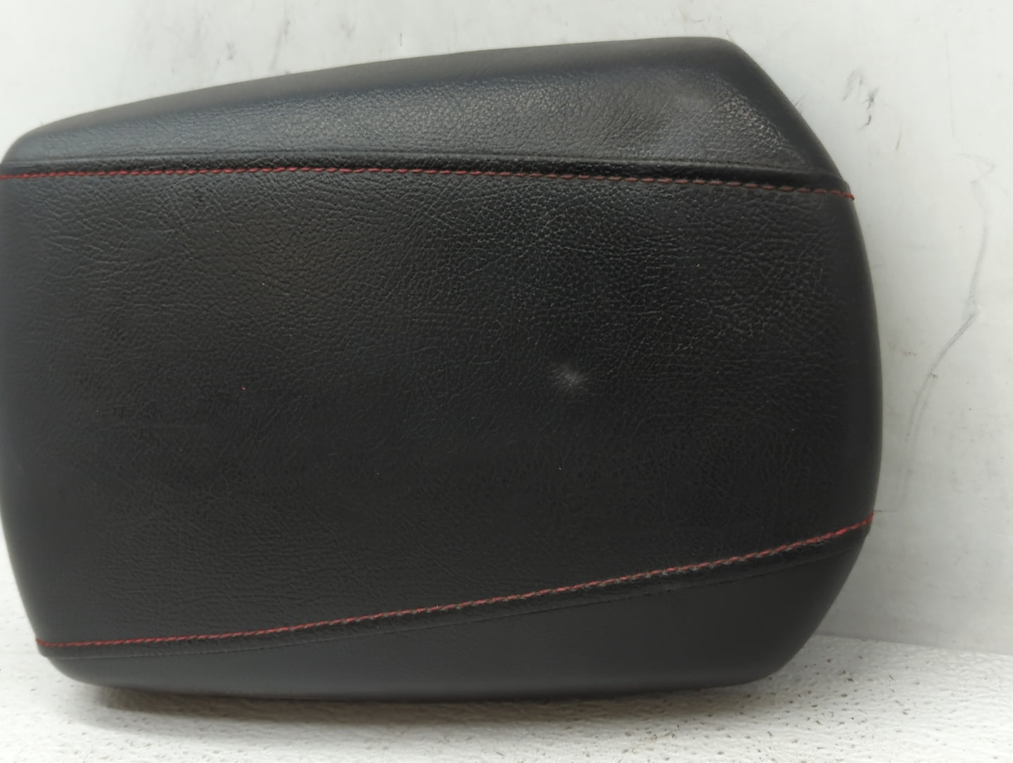 2009-2010 Hyundai Genesis Center Console Armrest Cover Lid Black - Oemusedautoparts1.com